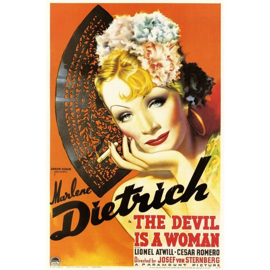 Affiche vintage de style années 70 mettant en avant une femme, design rétro chic, idéal pour décoration intérieure nostalgique.